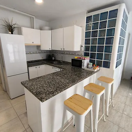 Apartment Caletillas Alan ,aire, Parking, Wifi Candelaria